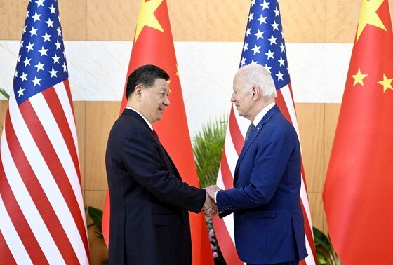    Си Цзиньпин и Джо Байден