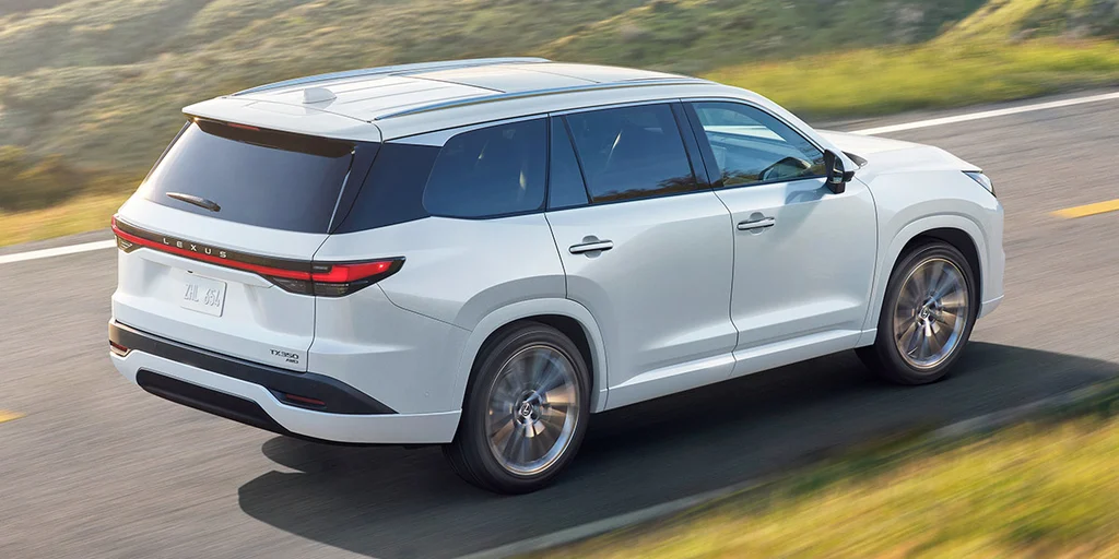 Lexus TX 