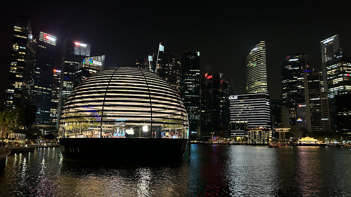 Пожалуй, самый необычный магазин Apple