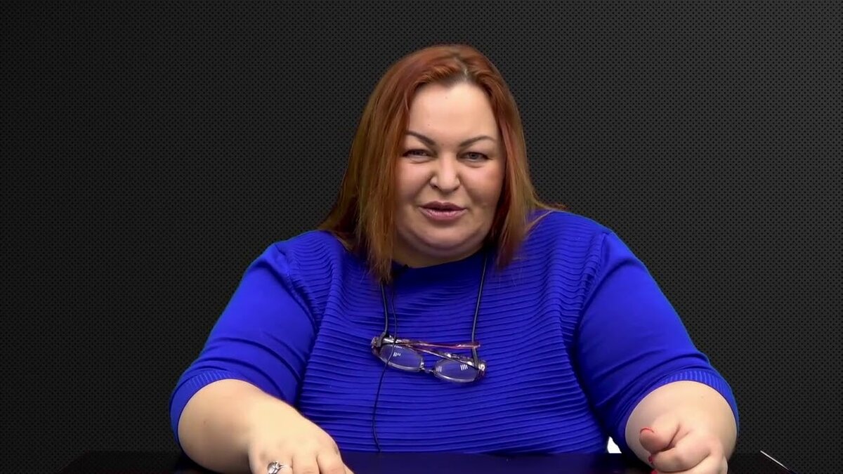 Елена Дзык