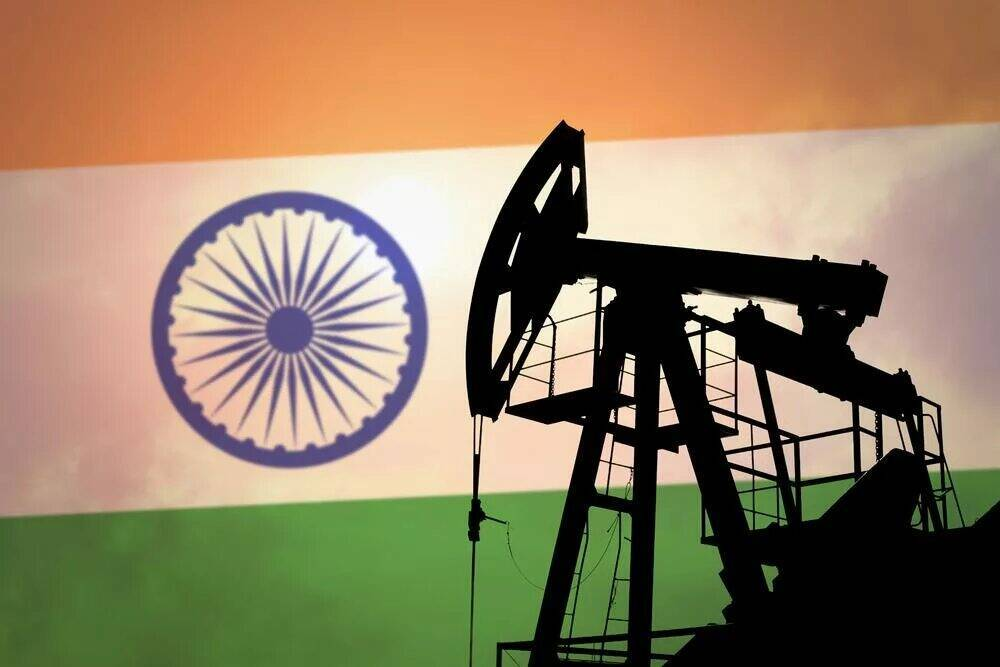 Индия отказалась от нефти и газа. Индия нефть. Добыча нефти в Индии. Индия нефть Россия. Нефтяные вышки в Индии.
