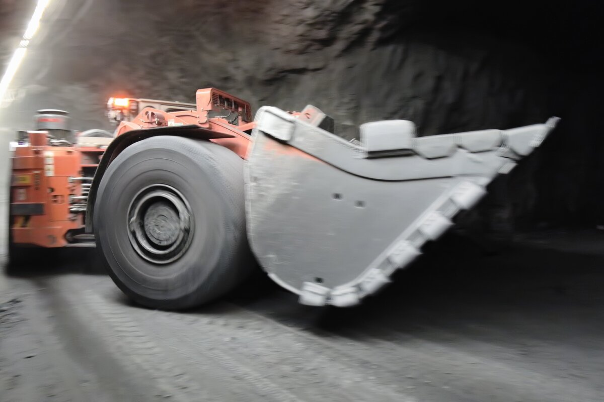     Семь подземных королей: удивительные машины, которые можно встретить только под землей