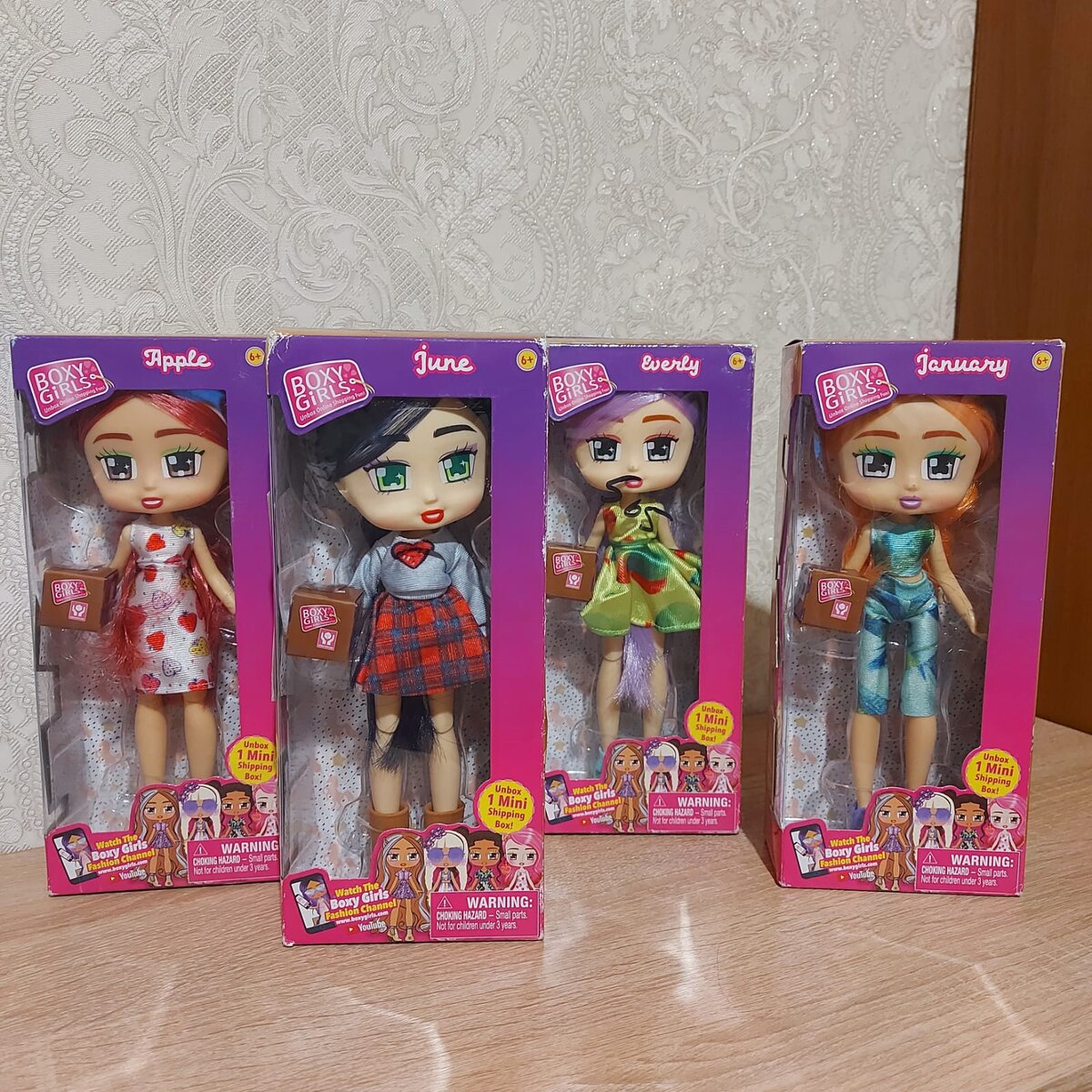 Boxy Girls by Jay@Play