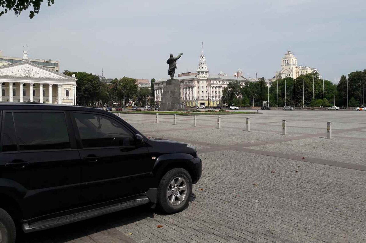 машина воронежская область. коммунальная техника воронежа. камаз 5410 грузовой. автосалон на улице. лилия машина лиски.