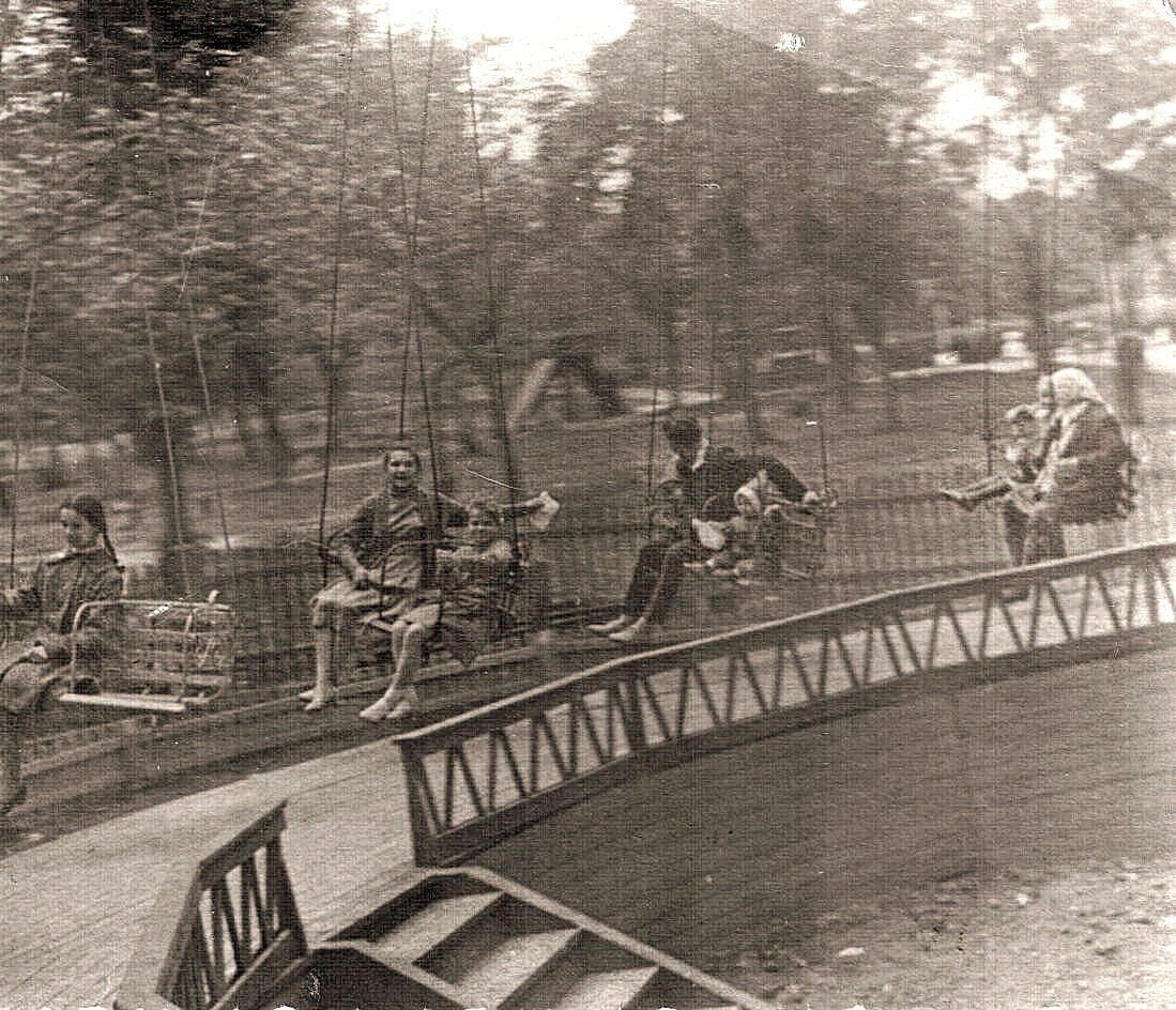 Фото из семейного архива  Ларисы Алябьевой (Ржевской)