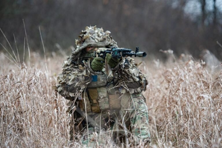 Военнослужащий разведывательного подразделения ВС России Фото: @ok_spn