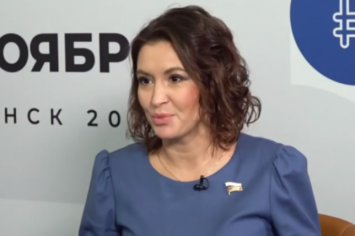    Сенатор Павлова призвала перестать ориентировать россиянок на учебу в вузах