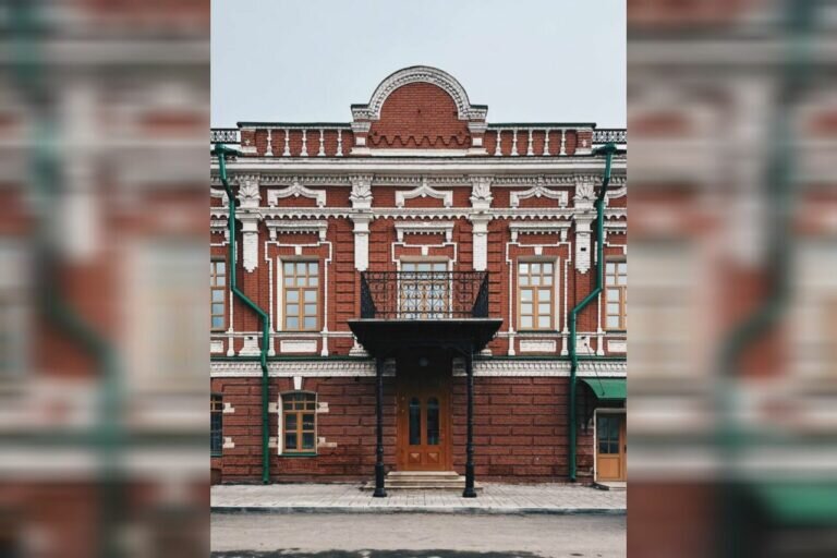    Министерство архитектуры Оренбургской области переехало в «Торговый дом Путоловых» Кристина Просвиркина