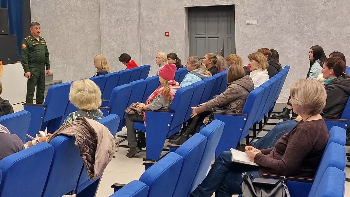     В Первомайском районе Ижевска 14 ноября пройдет встреча представителей властей с семьями участников СВО. Об этом сообщила пресс-служба администрации города.