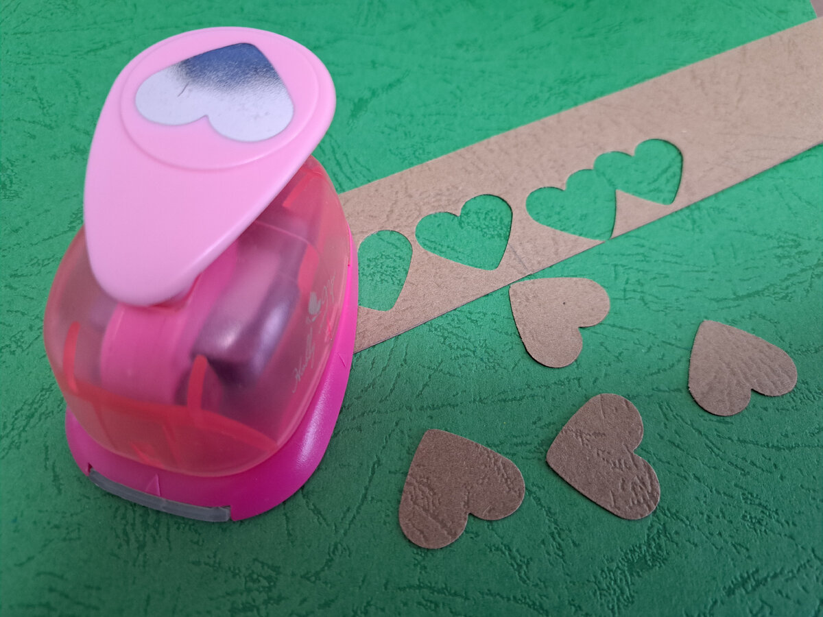 Компостер для вырубки сердечек