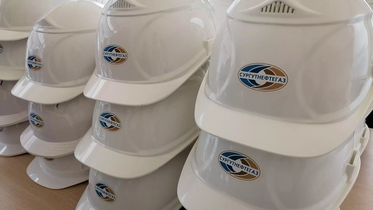    Сотрудник «Сургутнефтегаза» пытался взыскать 2 млн рублей компенсации морального вреда по факту получения производственной травмы в результате несчастного случая на производстве. В ходе рассмотрения дела истец отказался от выдвинутых требований.