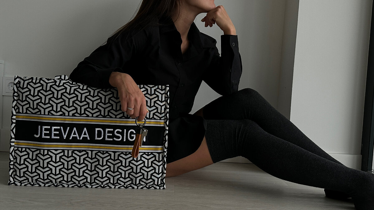 Фирменная упаковка проекта Jeevaa design