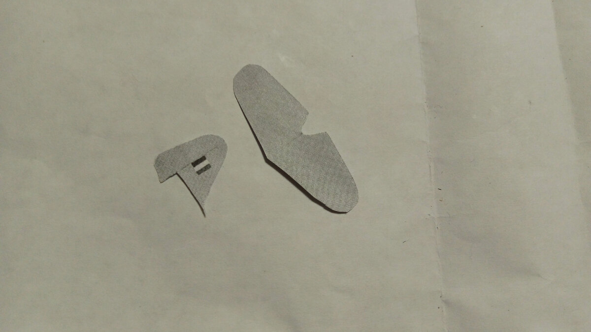 Хвост самолёта. Модель из бумаги WE600. Личное фото.