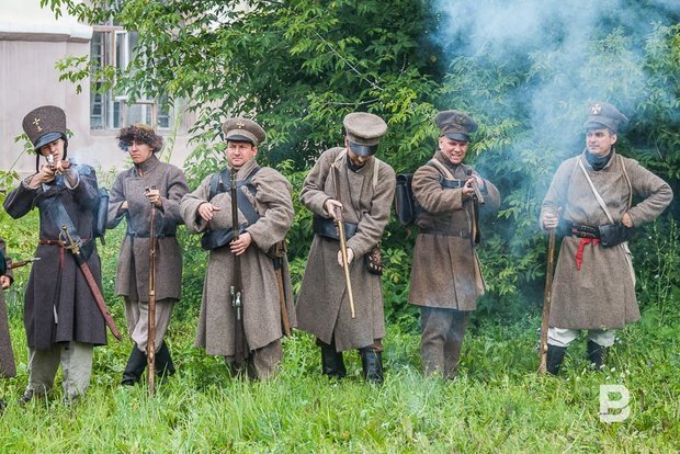 После начала войны стало формироваться казанское ополчение (реконструкция сражений эпохи Отечественной войны 1812 г.). realnoevremya.ru/Максим Платонов 