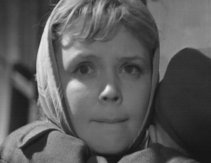 Фото: "Впереди - крутой поворот" www.kino-teatr.ru