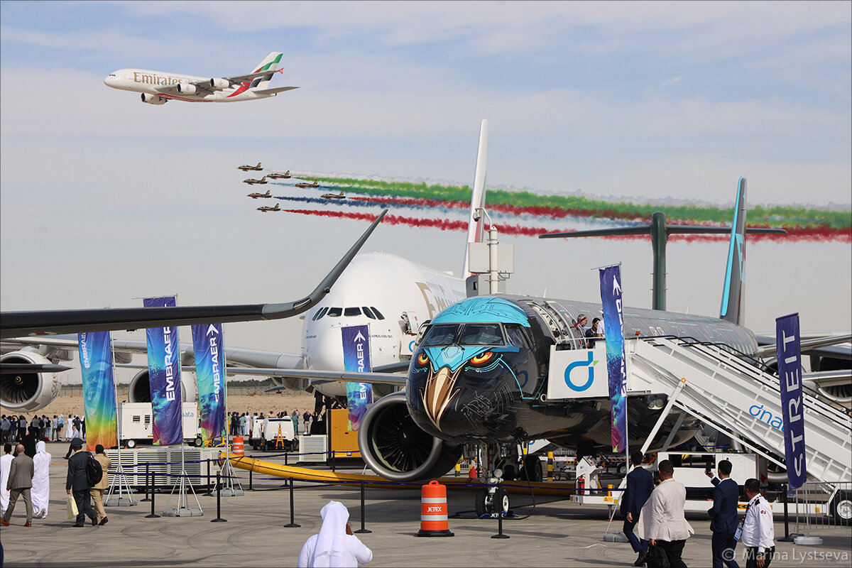 А380 с формацией Al Fursan