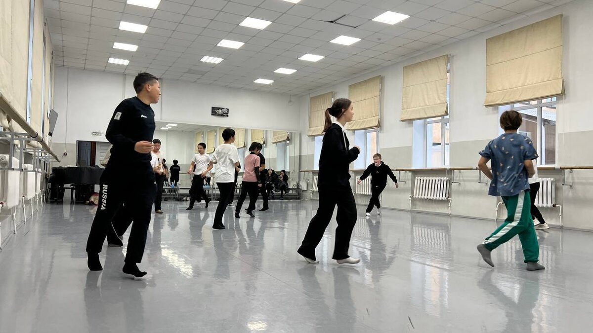 В Бурятском республиканском хореографическом колледже прошёл День открытых дверей.-2