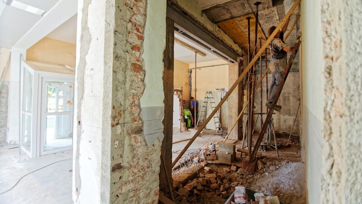    Какие способы помогут держать себя в руках во время ремонта соседей?© Unsplash / Milivoj Kuhar