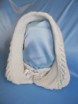 Съемный вязаный воротник-капюшон
