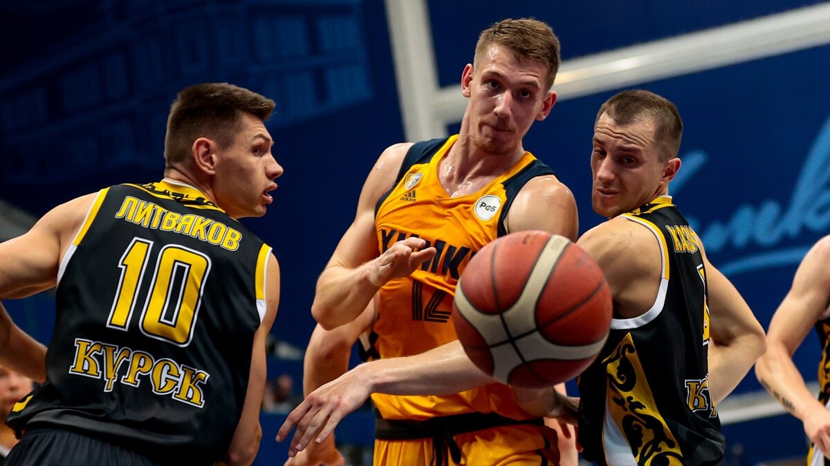    Баскетбольный клуб "Русичи" из Курска занимает последнее место в Суперлиге
