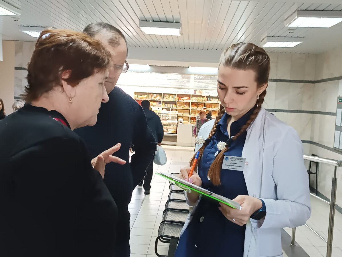    В Курске в День борьбы с диабетом желающие бесплатно получили консультации от эндокринологов