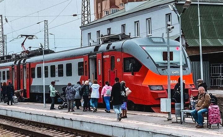 Электричка Таганрог. Электричка Ростов Таганрог. Поезд Таганрог Волгодонск. Михайловка электричка.