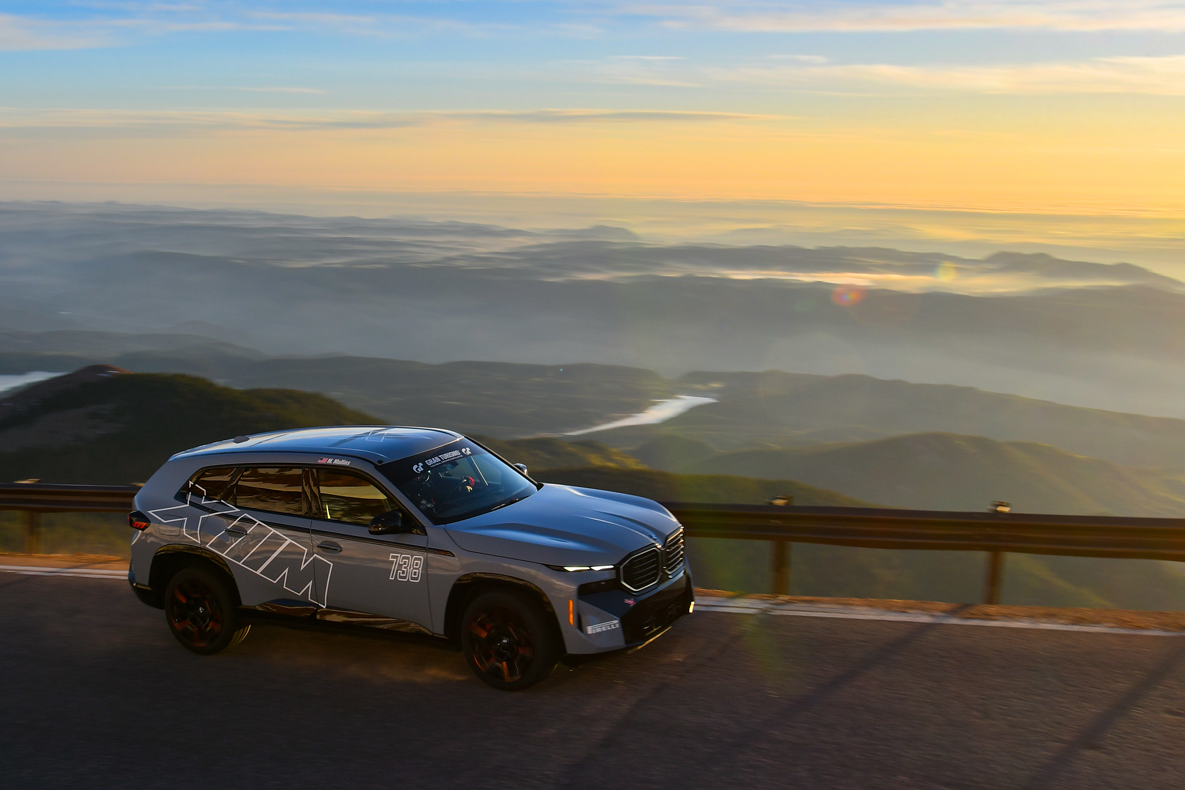 Сколько нужно BMW XM, чтобы поставить рекорд Pikes Peak? | Атлас | Дзен