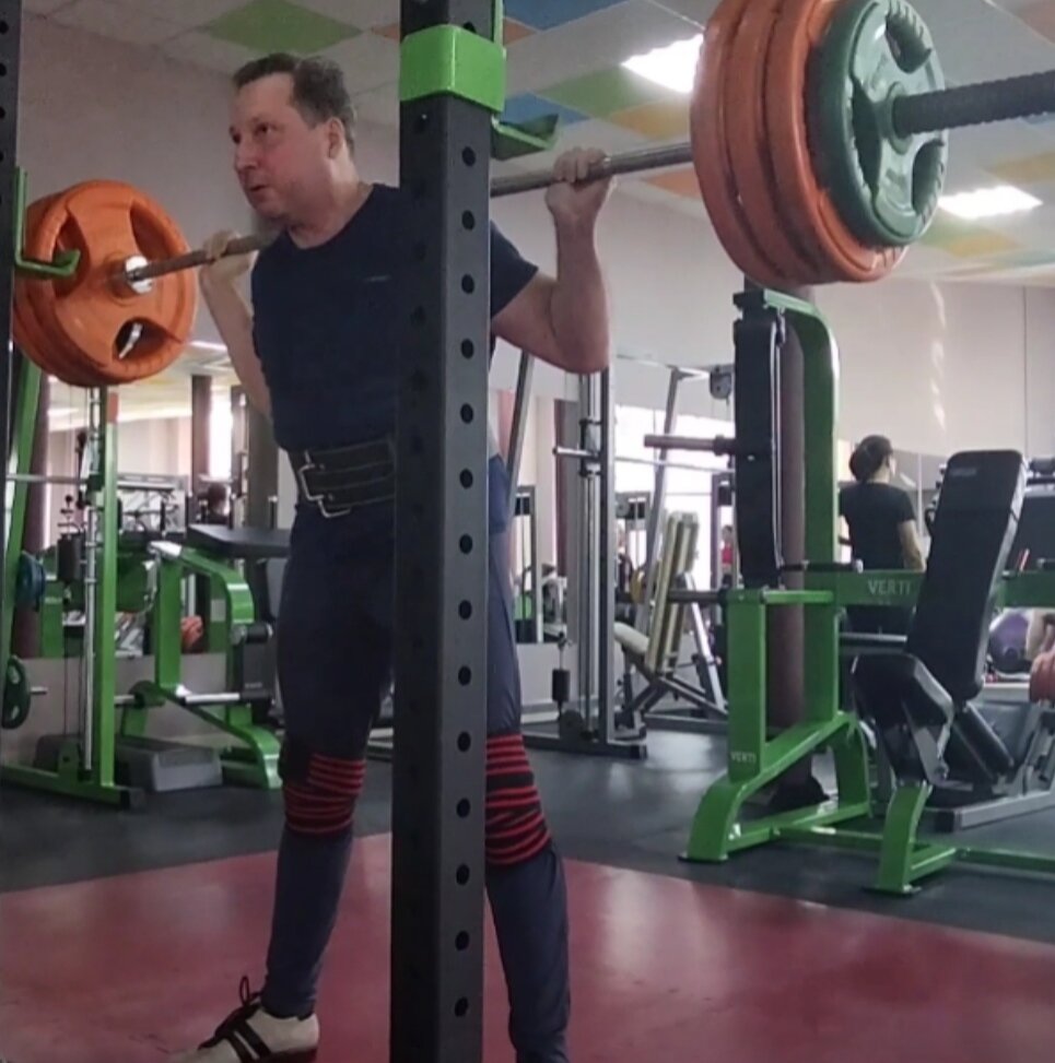 Присед с креатином шёл немного веселее, но стоит ли он того, этот эффект ? 