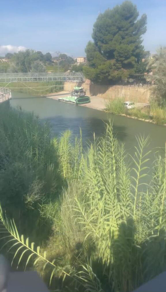 Подходя к месту старта по мосту - вид на реку Сегура