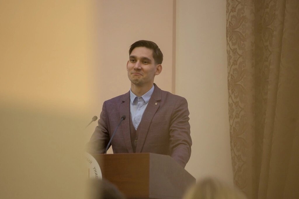 Современные вузы россии. It специалист. Аспирант 11. Аспирант 11. Консультация студентов.