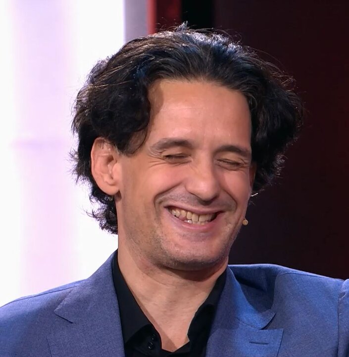 Не с прилагаемыми. Как пишется слово не красивая. Самый ужасный поджчерк. Самый худший почерк. Некрасивый как пишется.