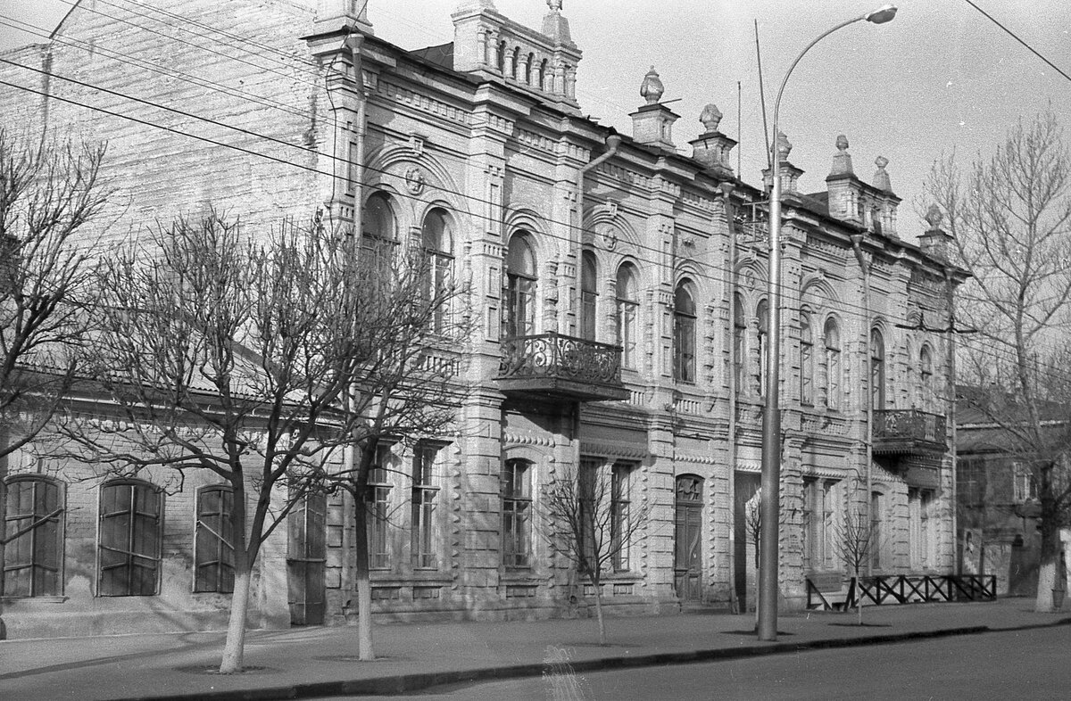 Многострадальный Дом художника на улице Московской | Моя Саратовская жизнь  | Дзен