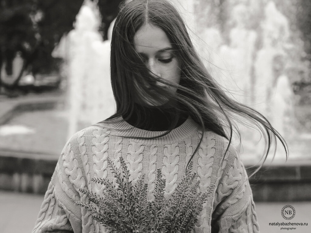 Портрет, вошедший в ТОП фотоконкурса "Уличный портрет в рамках 8th "35AWARDS". Фото автора.