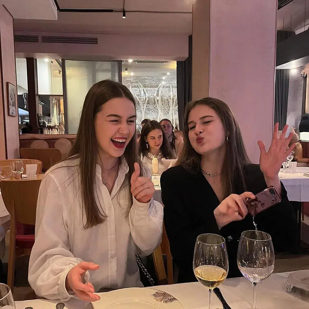 Картинка сгенерирована GigaChat Max