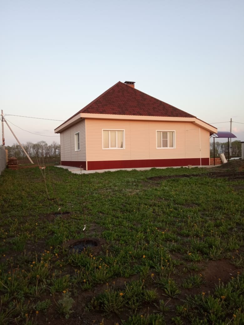 Фото пустого участка не нашел, извиняйте. Но зато нашел с фото еще без забора. Мы уже вселились. @ Горбунов Сергей