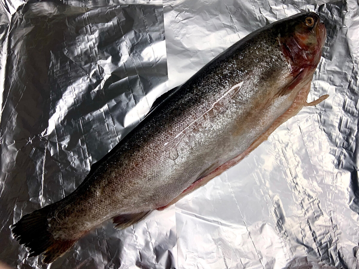 1 рыба - 800-900 гр, растительное масло - 2 ст. ложки