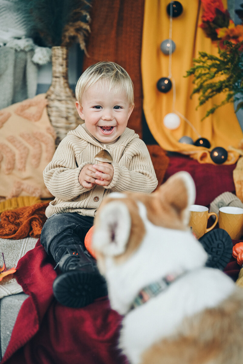 Меховая женщина с подельником (в сентябре фоткались)