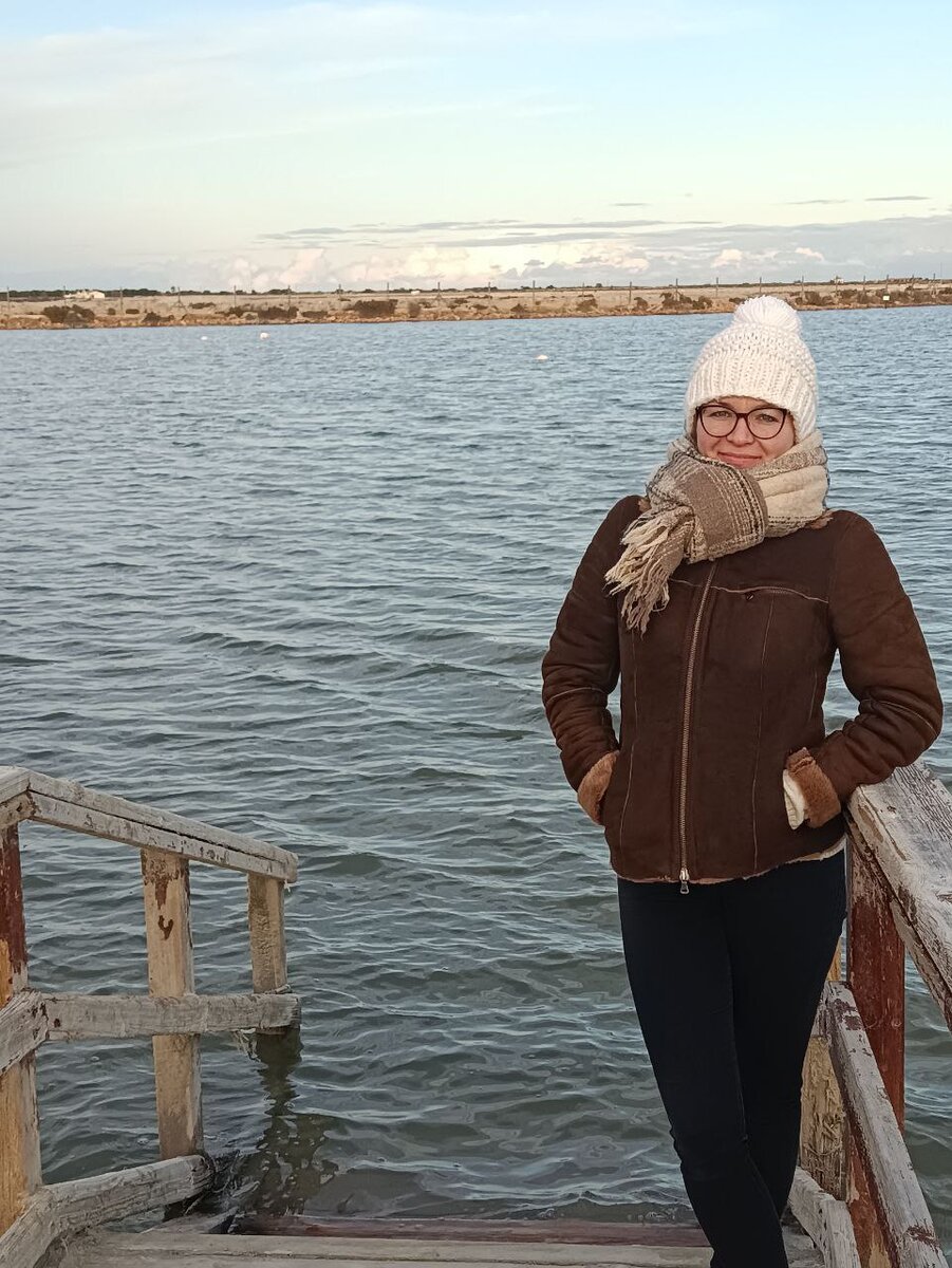 По этой лесенке спускаются посетители, чтобы смыть грязь 