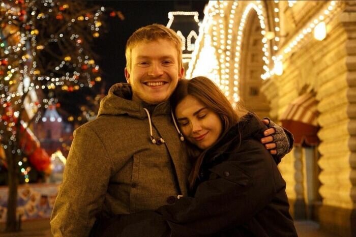 Стендап-комик Данила Поперечный женился: Яндекс.Новости