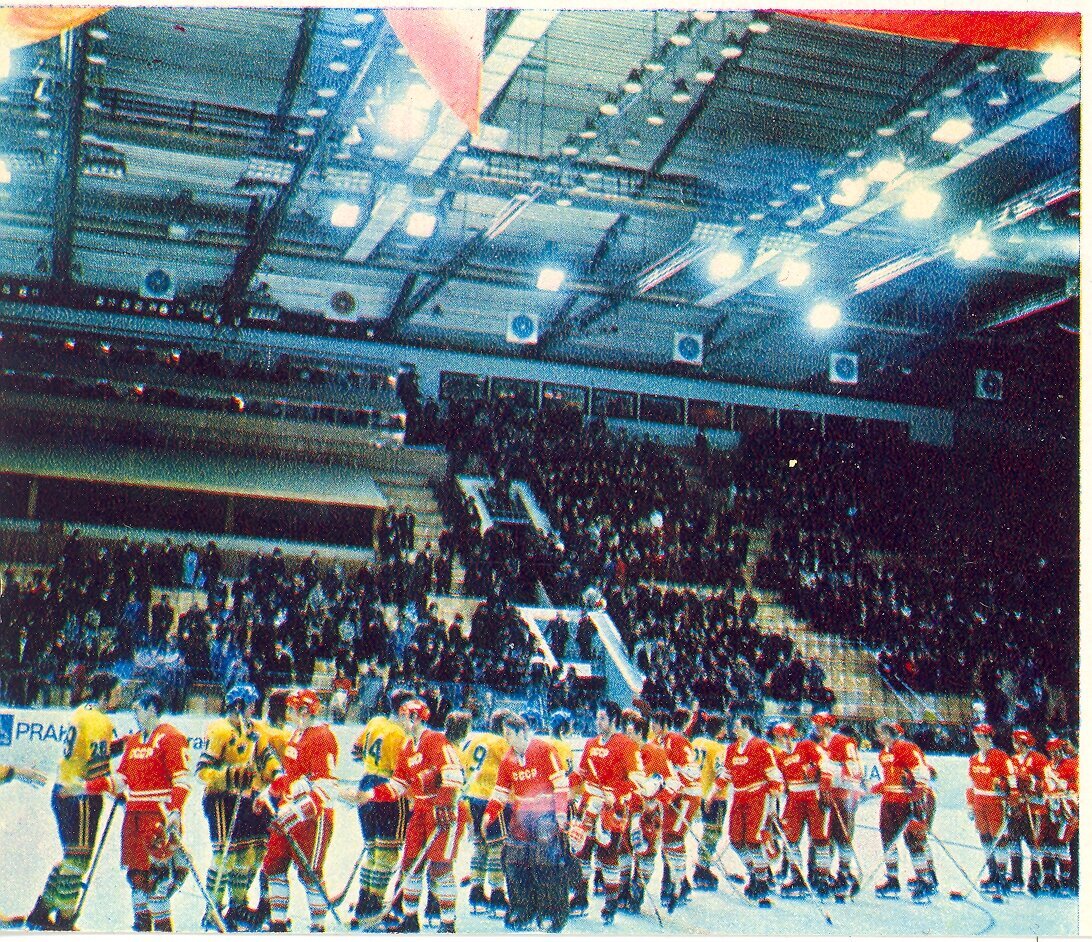 Фото с яндекс.картинки (послематчевое рукопожатие. ЧМ-73)