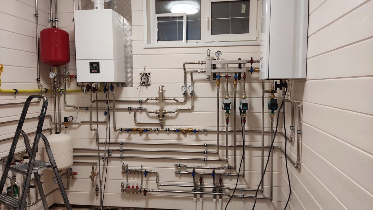 Вот так делаю бойлерную профи, фото с моей дачи, сейчас делает инженер
