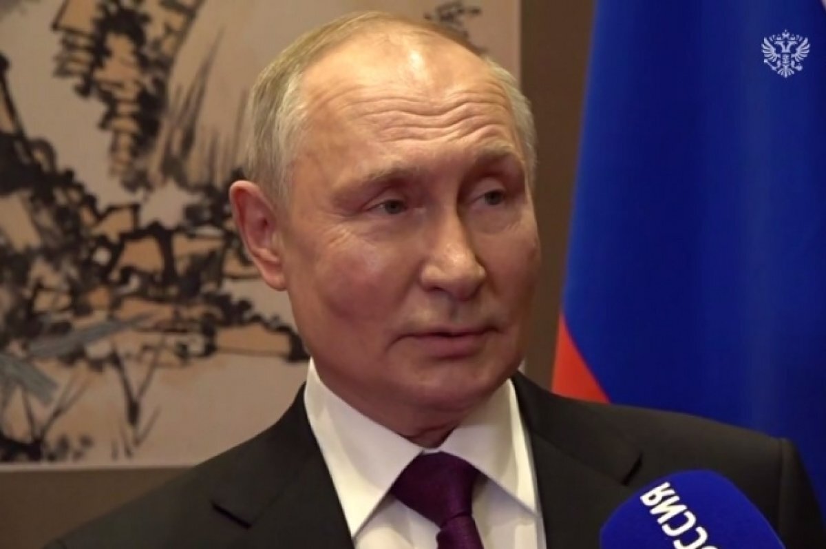    Президент Владимир Путин наградил судей Новосибирской области