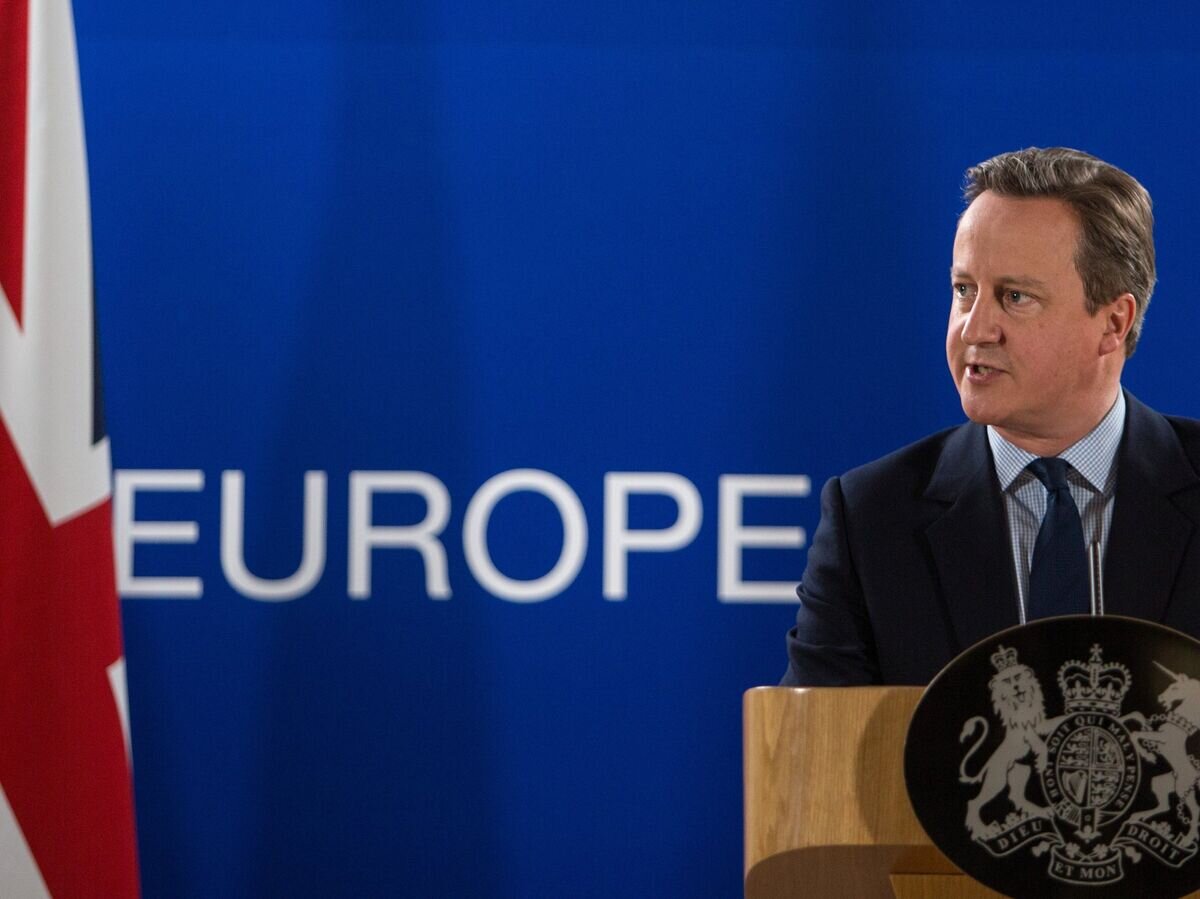    Премьер-министр Великобритании Дэвид Кэмерон во время саммита ЕС в Брюсселе© РИА Новости / Ирина Калашникова