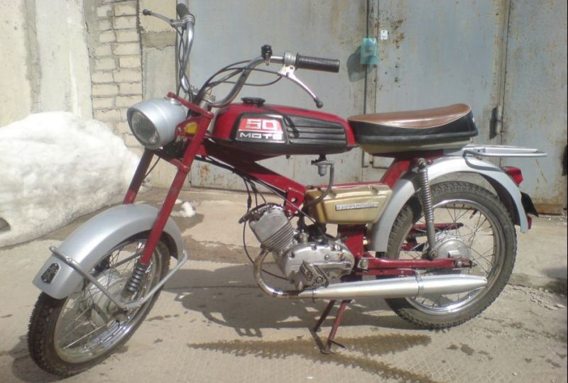 Очень хороший мопед из прошлого, Верховина 5