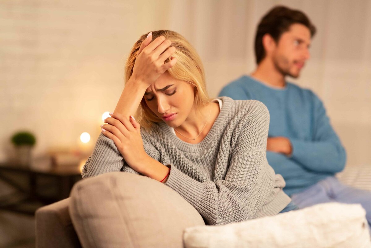 https://nolimit.style/wp-content/uploads/2023/02/frustrated-woman-sitting-next-to-man-after-quarrel-2022-12-16-09-28-32-utc-min-scaled.jpg
