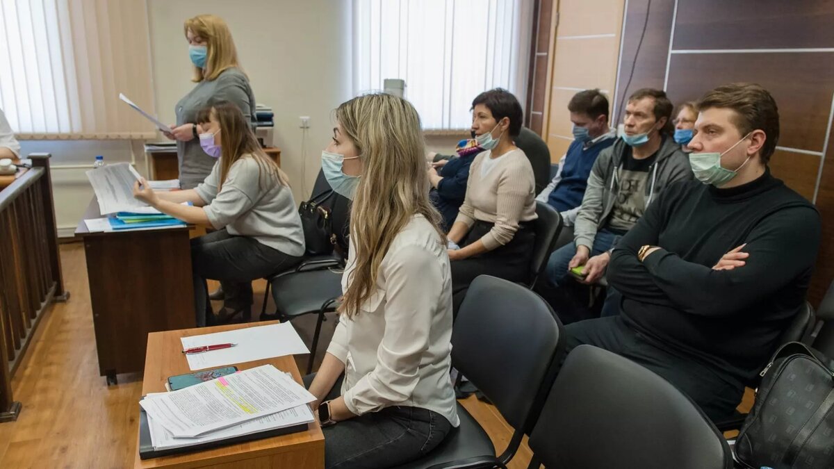    В Ростовской области суд принял решение признать недействительным диплом и удостоверение о прохождении ординатуры врача-онколога Натальи Умиевой, об этом сообщили в пресс-службе Зимовниковского районного суда.