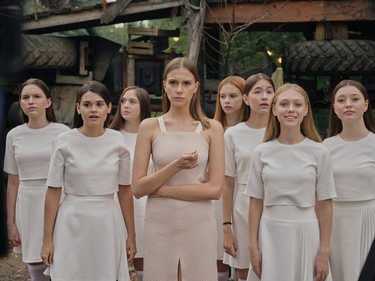 Кадр из сериала «Два холма», 2022 год, режиссеры Дмитрий Грибанов, Аскар Бисембин