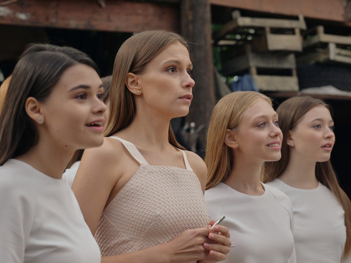 Кадр из сериала «Два холма», 2022 год, режиссеры Дмитрий Грибанов, Аскар Бисембин
