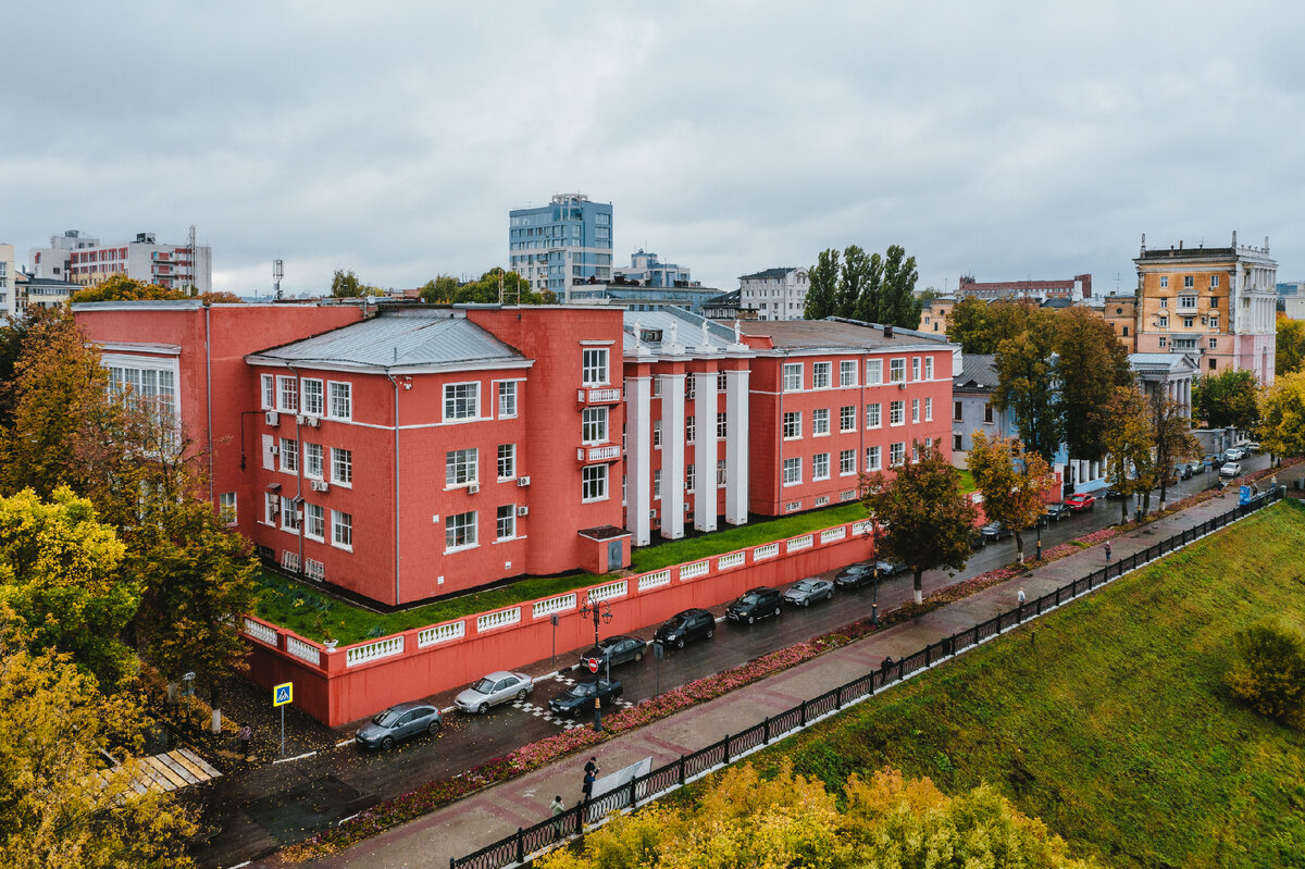 Туристы в Нижнем Новгороде.