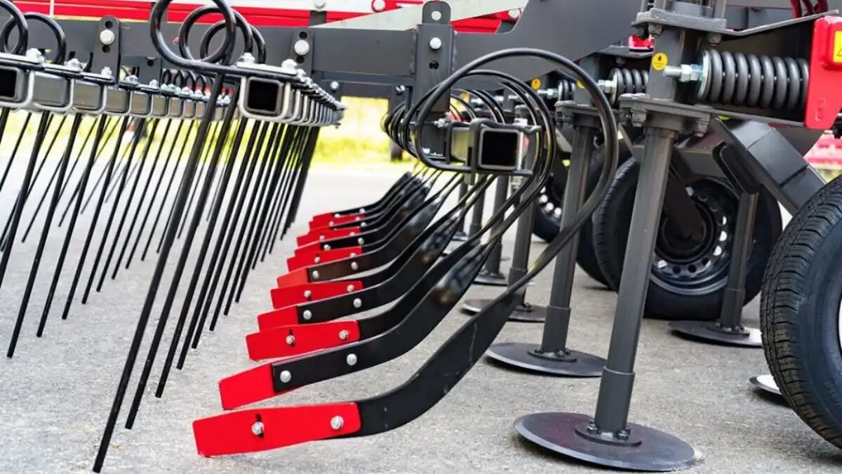 Фото: Скриншот видео с YouTube-канала 4Disc Рабочие органы культиватора 4Disc ActiCut (вращающиеся диски и плоские лапы)